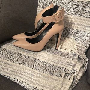 Aldo nude pumps